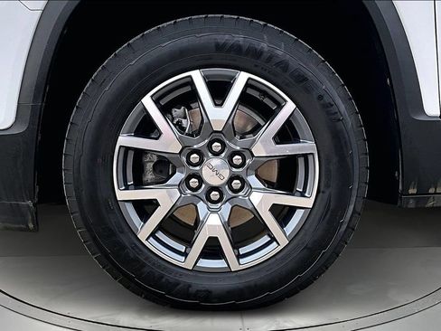 Used 2023 GMC Acadia SLT AWD/4WD image 36
