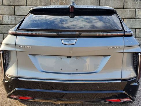 Certified 2024 Cadillac Lyriq Luxury w/ LPO, Floor Liner Package AWD/4WD image 14