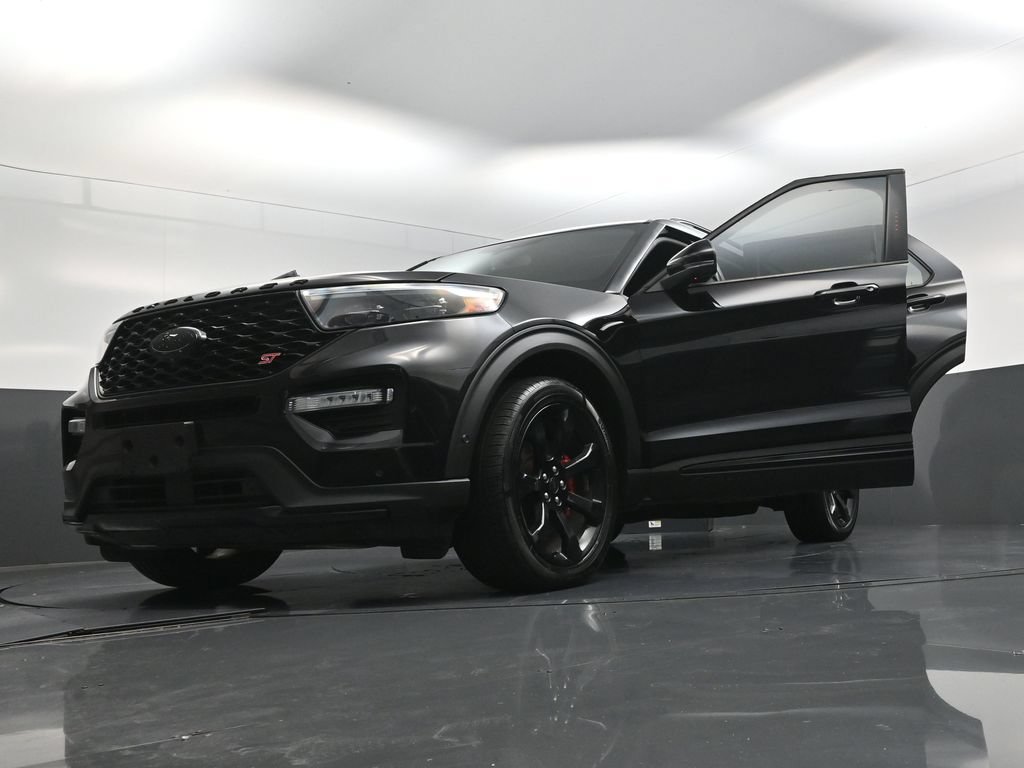 Used 2020 Ford Explorer ST w/ ST Street Pack AWD/4WD image 29