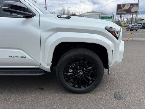 Used 2026 Toyota 4Runner Platinum AWD/4WD image 12