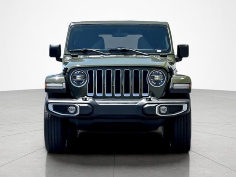 Used 2022 Jeep Wrangler Unlimited Sahara w/ LED Lighting Group AWD/4WD image 8