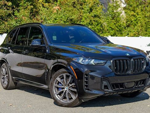 Used 2024 BMW X5 M60i w/ Executive Package image 1