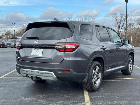 Certified 2025 Honda Pilot EX-L image 3