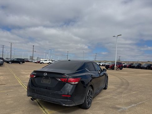 Certified 2025 Nissan Sentra SR w/ SR Premium Package image 22