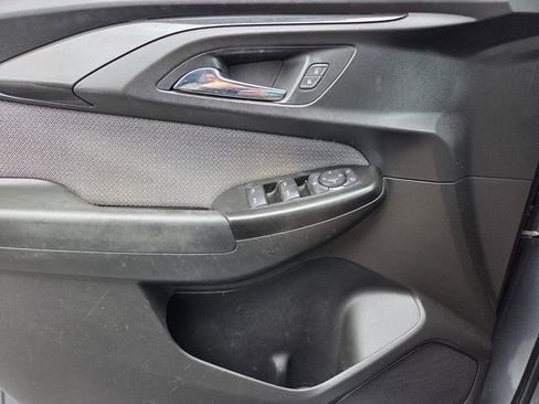 Used 2021 Chevrolet TrailBlazer LT w/ Convenience Package FWD image 26