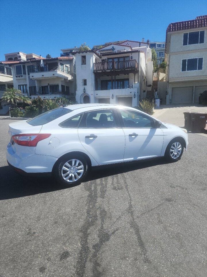 Used 2014 Ford Focus S FWD image 5