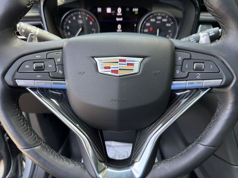 Used 2024 Cadillac XT6 Sport w/ Technology Package AWD/4WD image 25