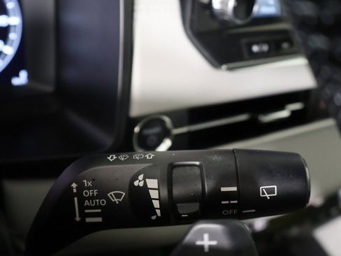 Used 2023 Mitsubishi Outlander SEL AWD/4WD image 49