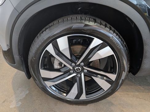 Used 2023 Volvo XC40 B5 Plus w/ Driver Assist Package image 10