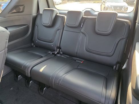 New 2025 Nissan Armada PRO-4X image 17