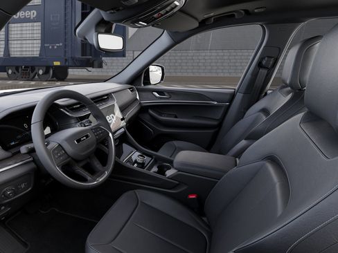 New 2026 Jeep Grand Cherokee L Limited image 30