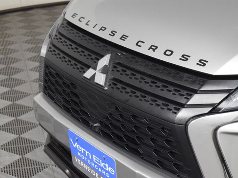 Used 2024 Mitsubishi Eclipse Cross LE image 11