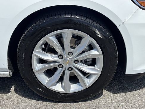 Used 2024 Chevrolet Malibu LT FWD image 29