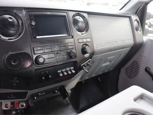 Used 2012 Ford F550 4x4 Regular Cab Super Duty w/ Payload Upgrade Pkg image 15