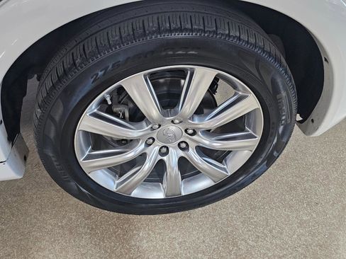 Used 2014 INFINITI QX80 4WD w/ Theater Package image 52