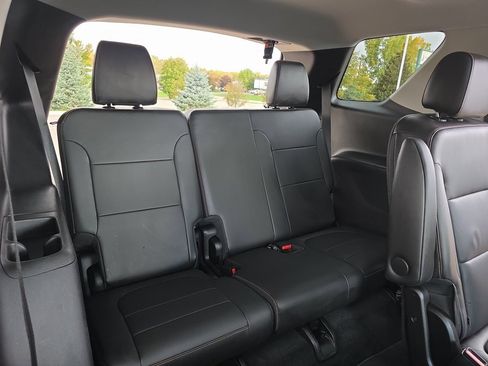 Used 2021 Chevrolet Traverse Premier w/ Redline Edition image 12