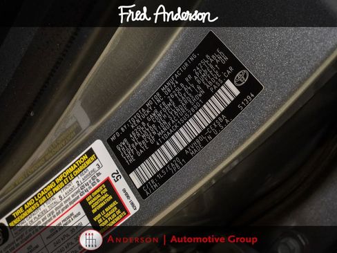 Used 2025 Toyota Camry SE FWD image 19