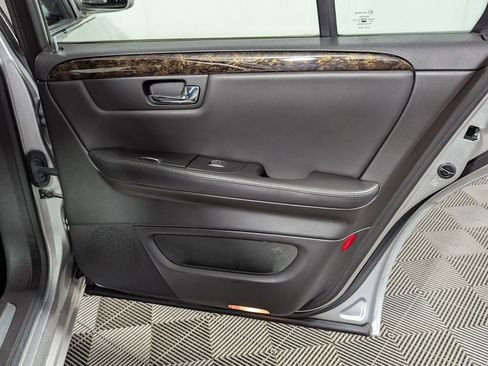 Used 2008 Cadillac DTS w/ Sun And Navigation Package image 42