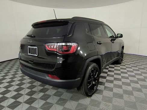 New 2026 Jeep Compass Latitude image 4