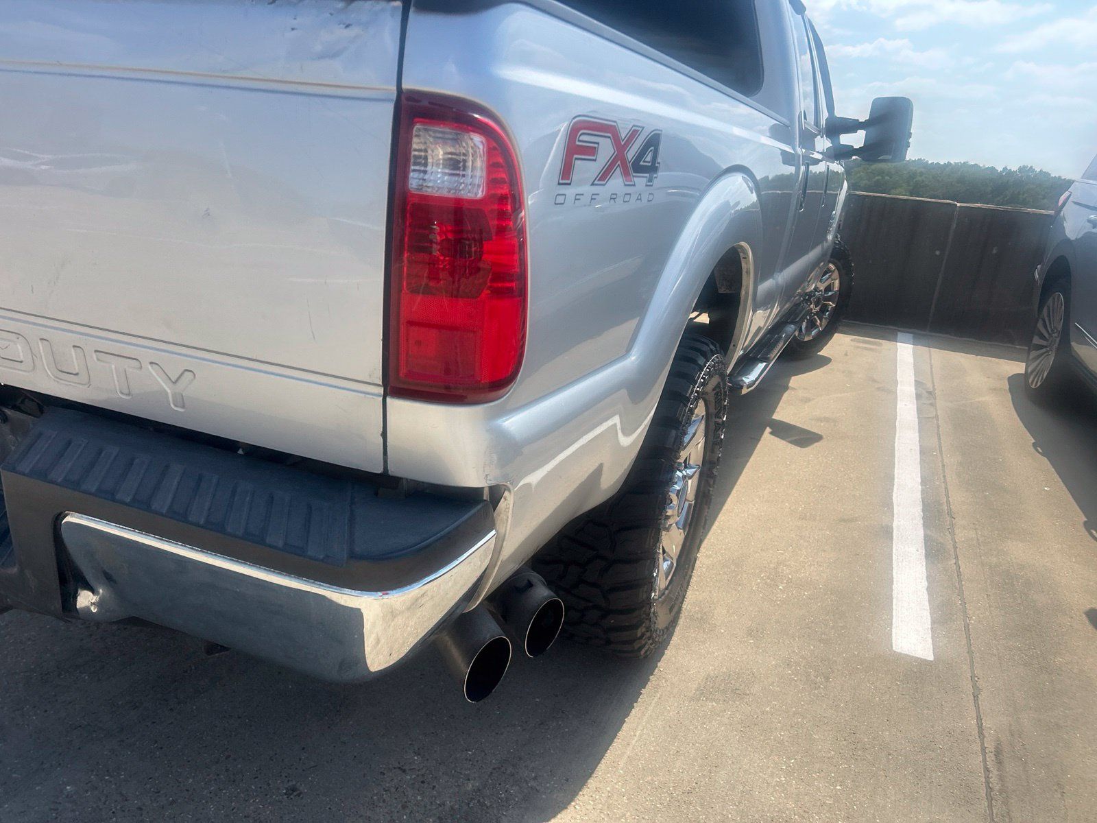 Used 2015 Ford F250 XL w/ Power Equipment Group AWD/4WD image 32