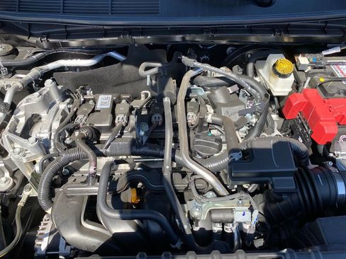 New 2025 Nissan Kicks SR image 31