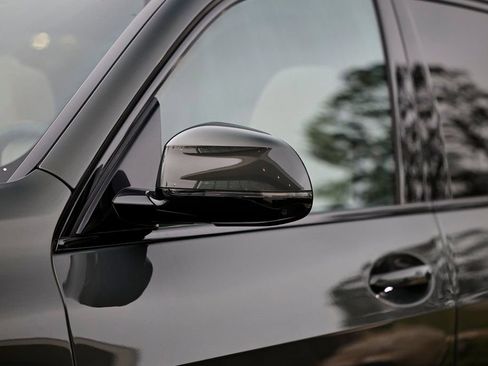 New 2026 BMW X5 xDrive40i w/ M Sport Package image 11