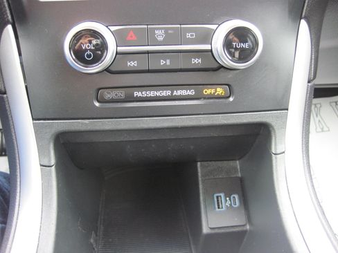 Used 2024 Ford Edge SEL AWD/4WD image 20