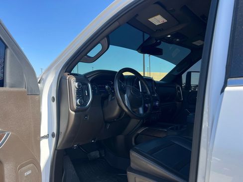 Used 2022 GMC Sierra 2500 Denali image 22