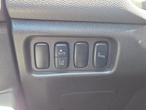 Used 2025 Mitsubishi Outlander Sport AWD image 16