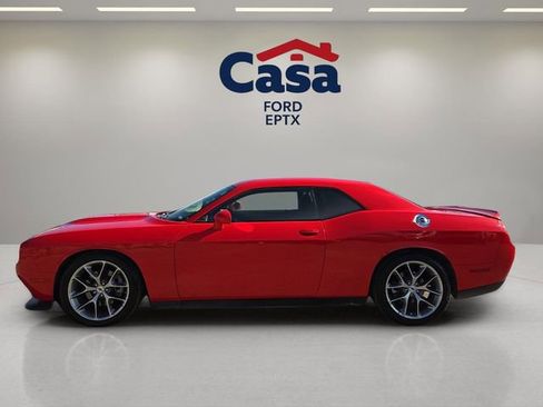 Used 2022 Dodge Challenger GT image 5