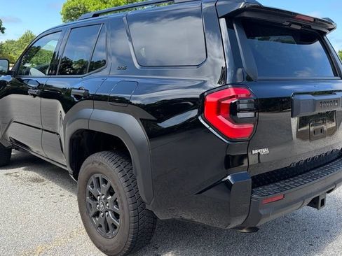 Used 2025 Toyota 4Runner SR5 AWD/4WD image 2