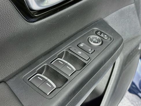 Certified 2025 Honda CR-V EX-L image 17