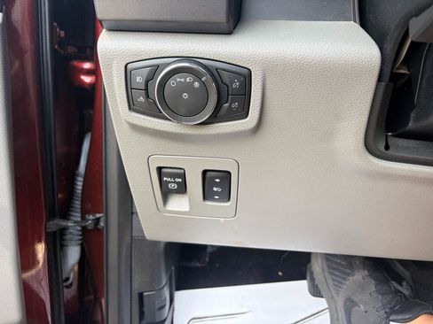 Used 2016 Ford F150 XLT w/ Equipment Group 301A Mid AWD/4WD image 12