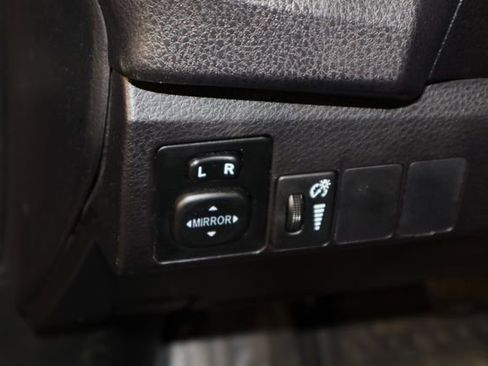 Used 2015 Toyota Corolla S image 23