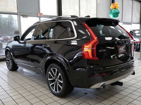 Used 2019 Volvo XC90 T5 Momentum w/ Protection Package image 5