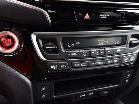 New 2026 Honda Ridgeline Black Edition image 17