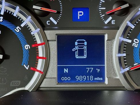 Used 2018 Toyota 4Runner Limited w/ Convenience Package AWD/4WD image 12