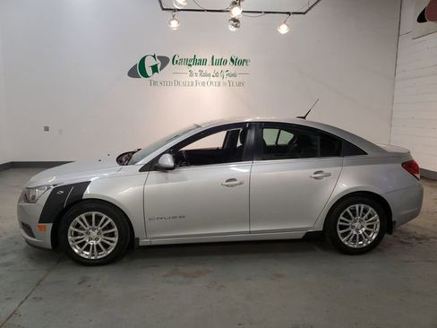 Used 2013 Chevrolet Cruze Eco w/ Enhanced Safety Package image 4