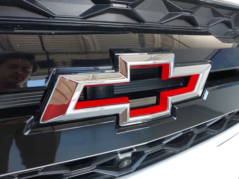 Used 2026 Chevrolet Colorado ZR2 w/ Technology Package image 31