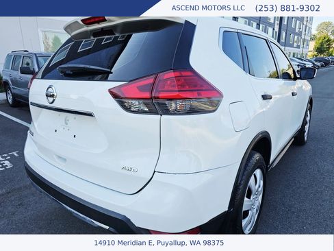 Used 2017 Nissan Rogue S image 5