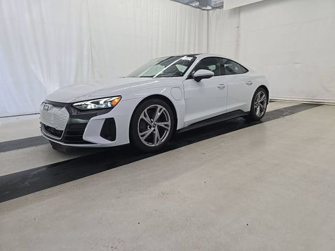 Used 2023 Audi e-tron GT Premium Plus AWD/4WD image 3