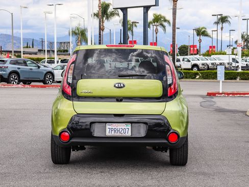 Used 2016 Kia Soul + FWD image 6