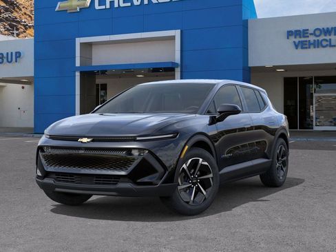 New 2026 Chevrolet Equinox EV LT image 6