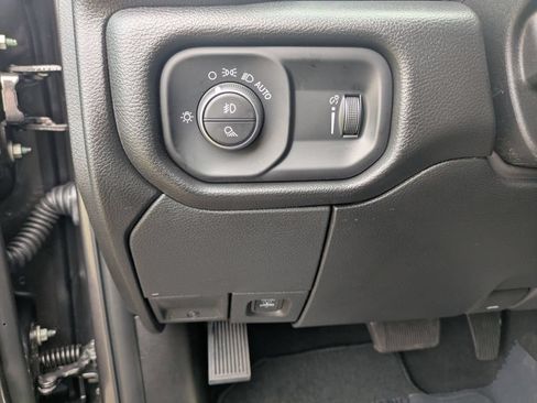 Used 2025 RAM 2500 Tradesman AWD/4WD image 15