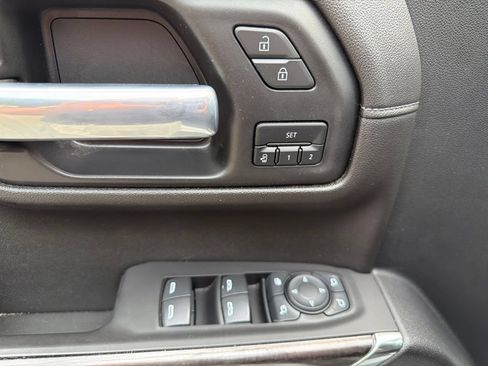 Used 2021 Chevrolet Silverado 1500 LTZ AWD/4WD image 13