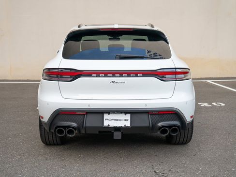 Used 2025 Porsche Macan image 7