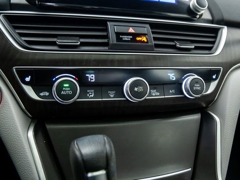 Used 2020 Honda Accord EX image 20