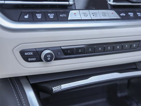 Used 2022 BMW 440i xDrive Convertible w/ Premium Package image 28