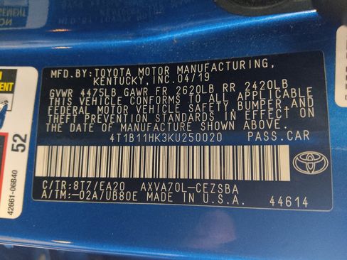 Used 2019 Toyota Camry SE FWD image 33