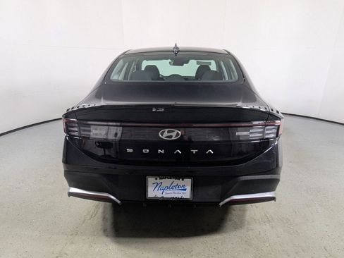 New 2026 Hyundai Sonata SE FWD image 6